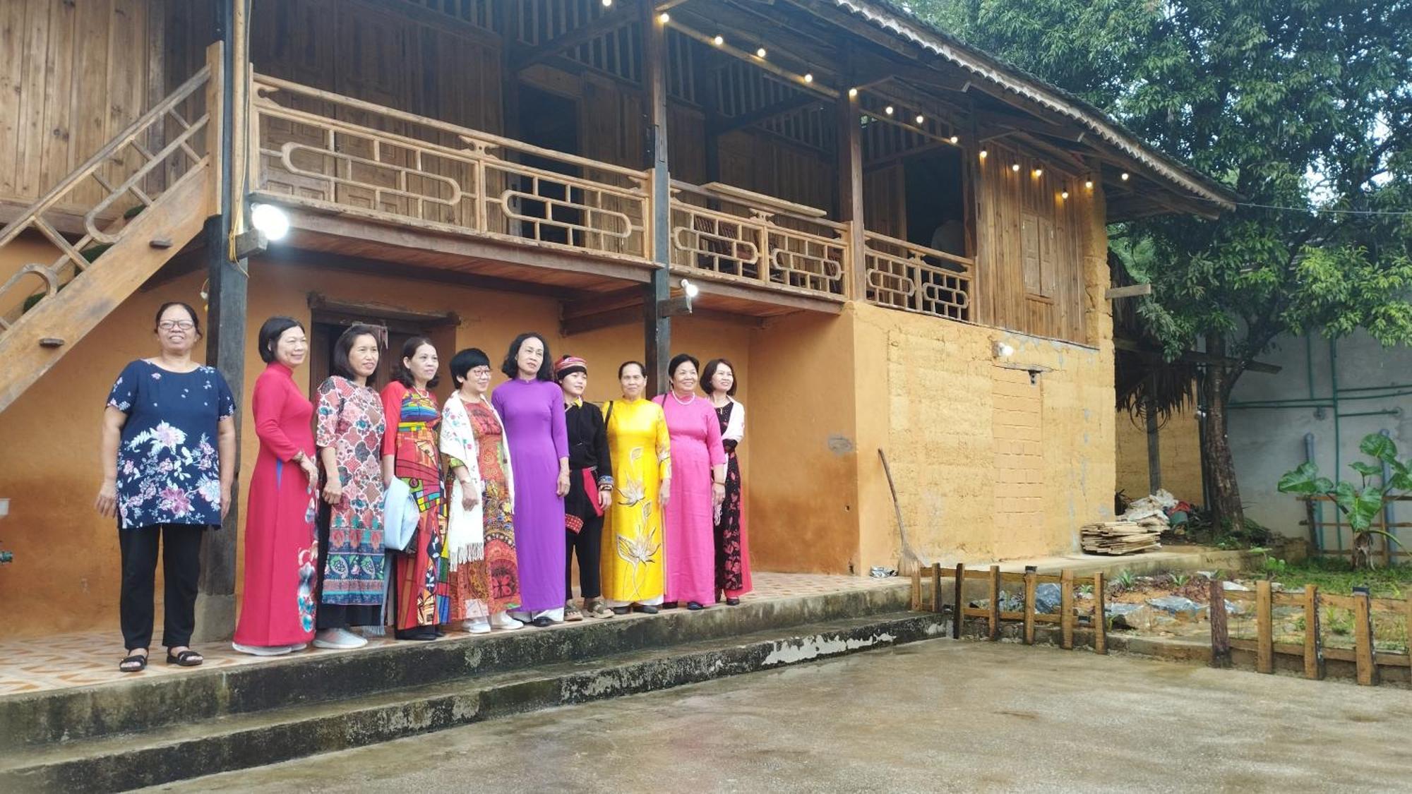 Huy Man Homestay 河江 外观 照片